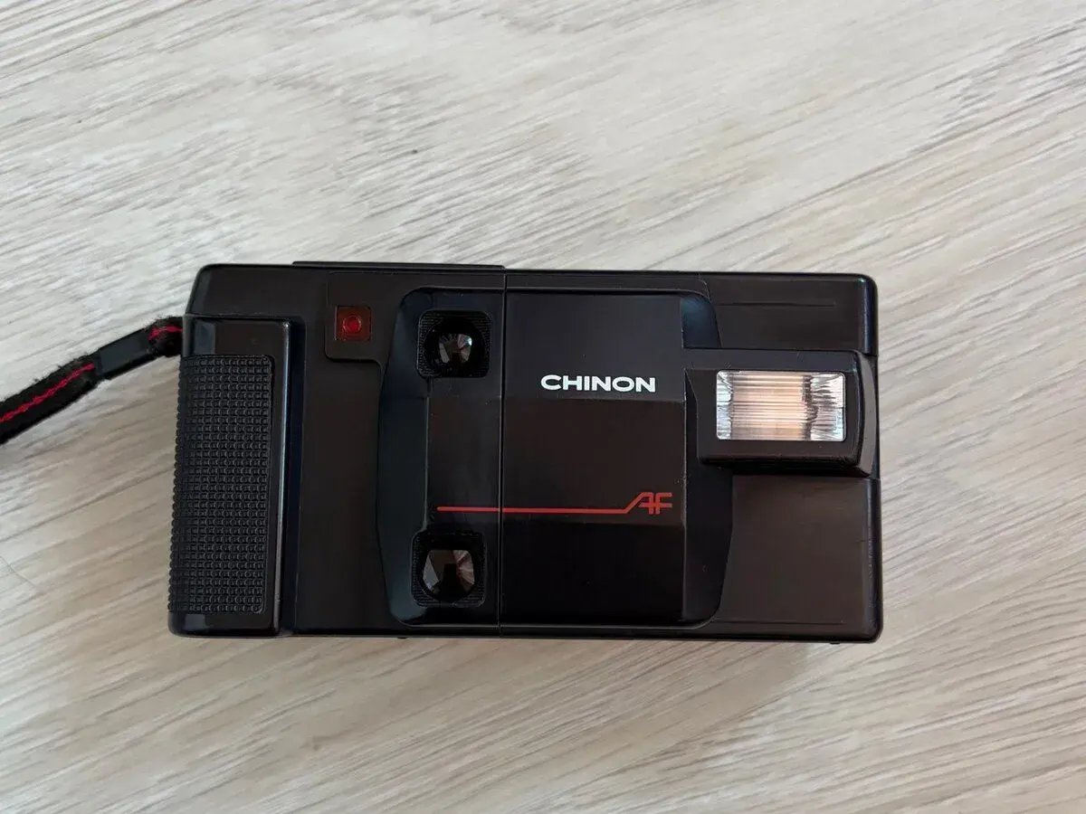 Japonský kinofilmový Chinon 35 FA Super Auto Program