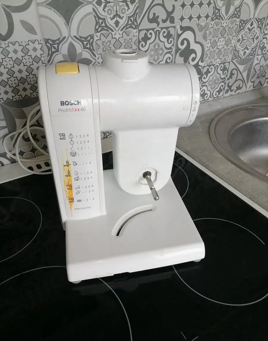 Multifunkční robot BOSCH