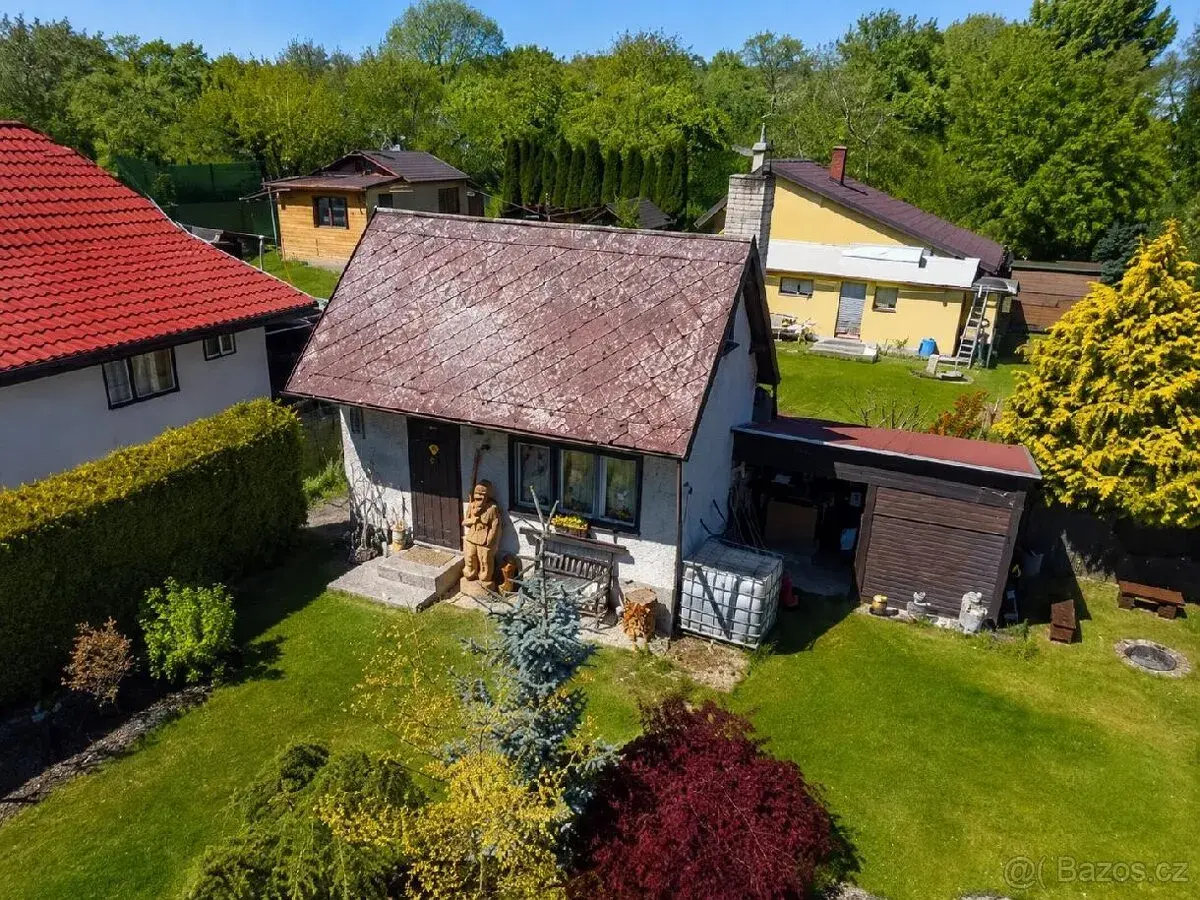 Nemovitost – 17 m², pozemek 369 m²