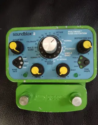 Kytarový efekt SA221 Soundblox 2 Multiwave Bass Distortion