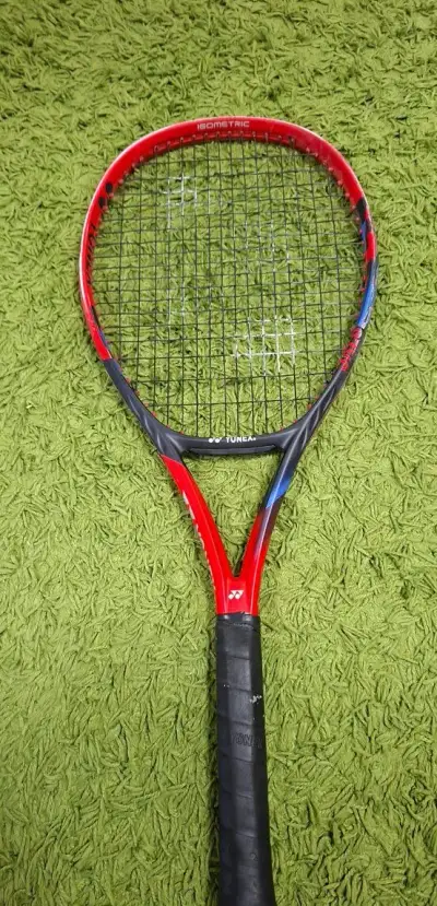 Raketu Yonex VCore