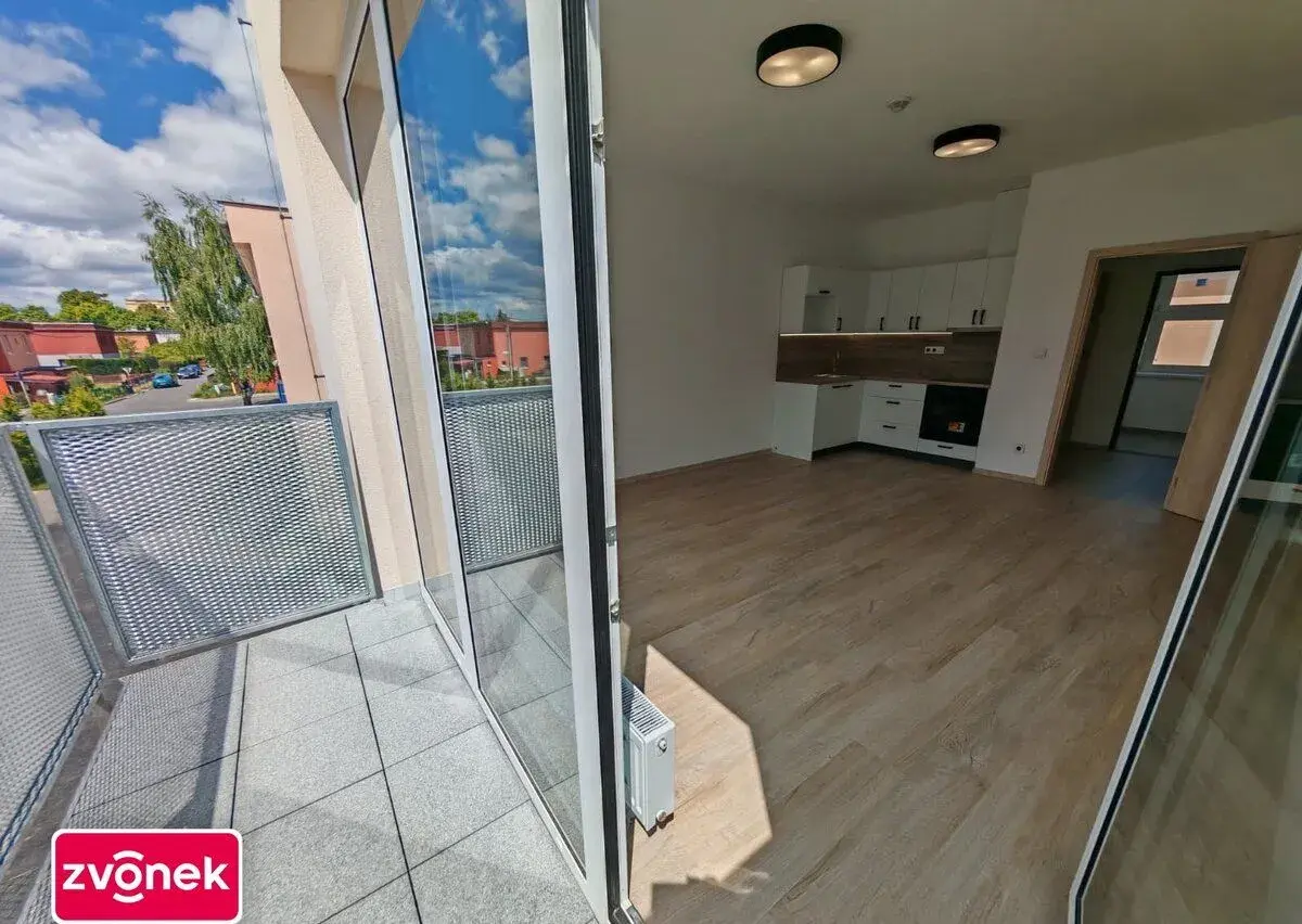 Pronájem bytu 1+kk, Otrokovice, ev.č. ZL04953