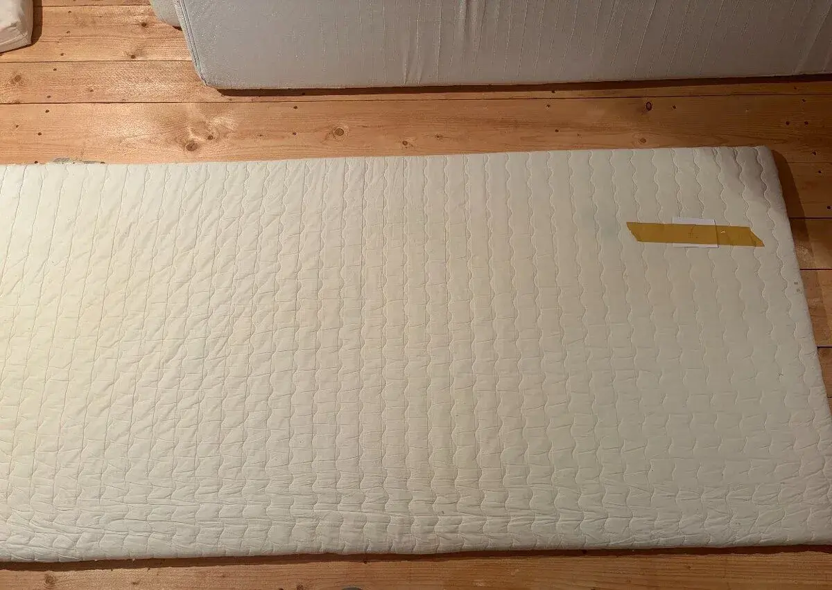 Matrace (7) 205x90x3 cm