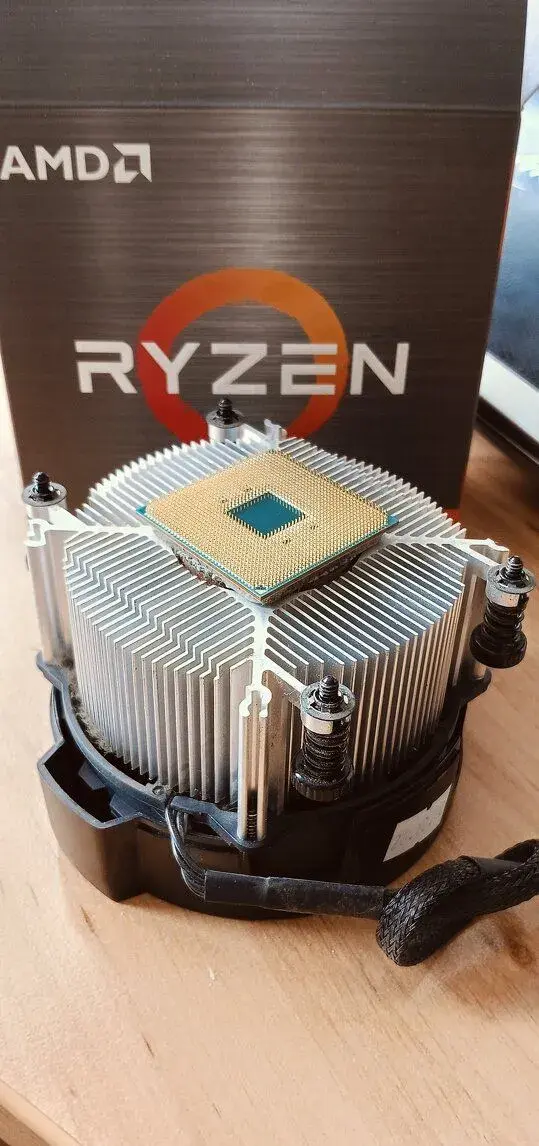 AMD Ryzen 5 1500X