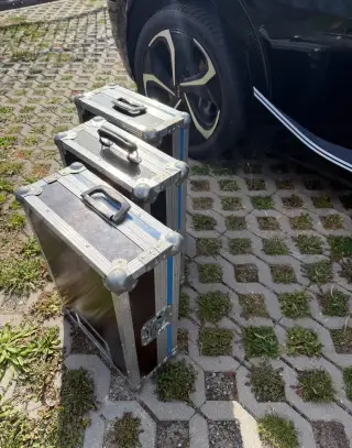 2 x Pioneer cdj 2000 nxs2 vc case
