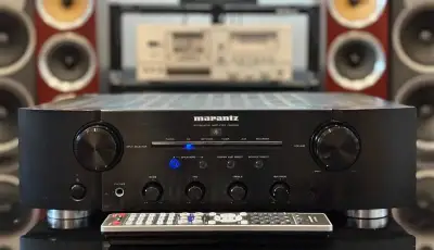 Marantz PM8006 - Stereo zesilovač