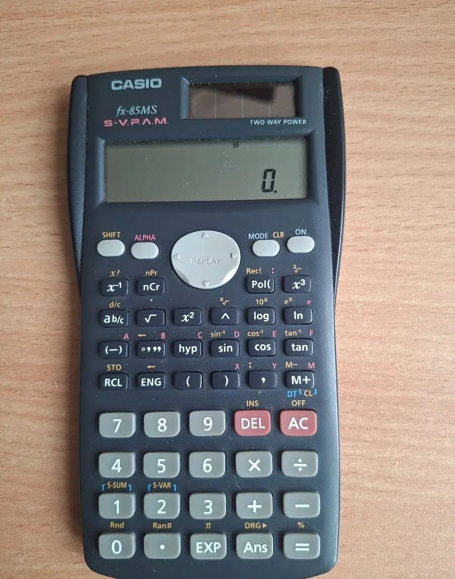 Kalkulačka casio fx-85ms