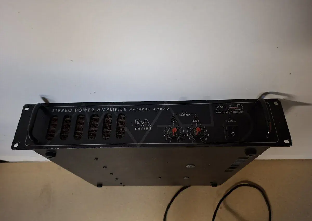 Zesilovač MAD PA 400