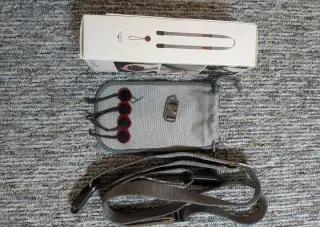 Peak Design Leash (Ash / šedá) – komplet balení