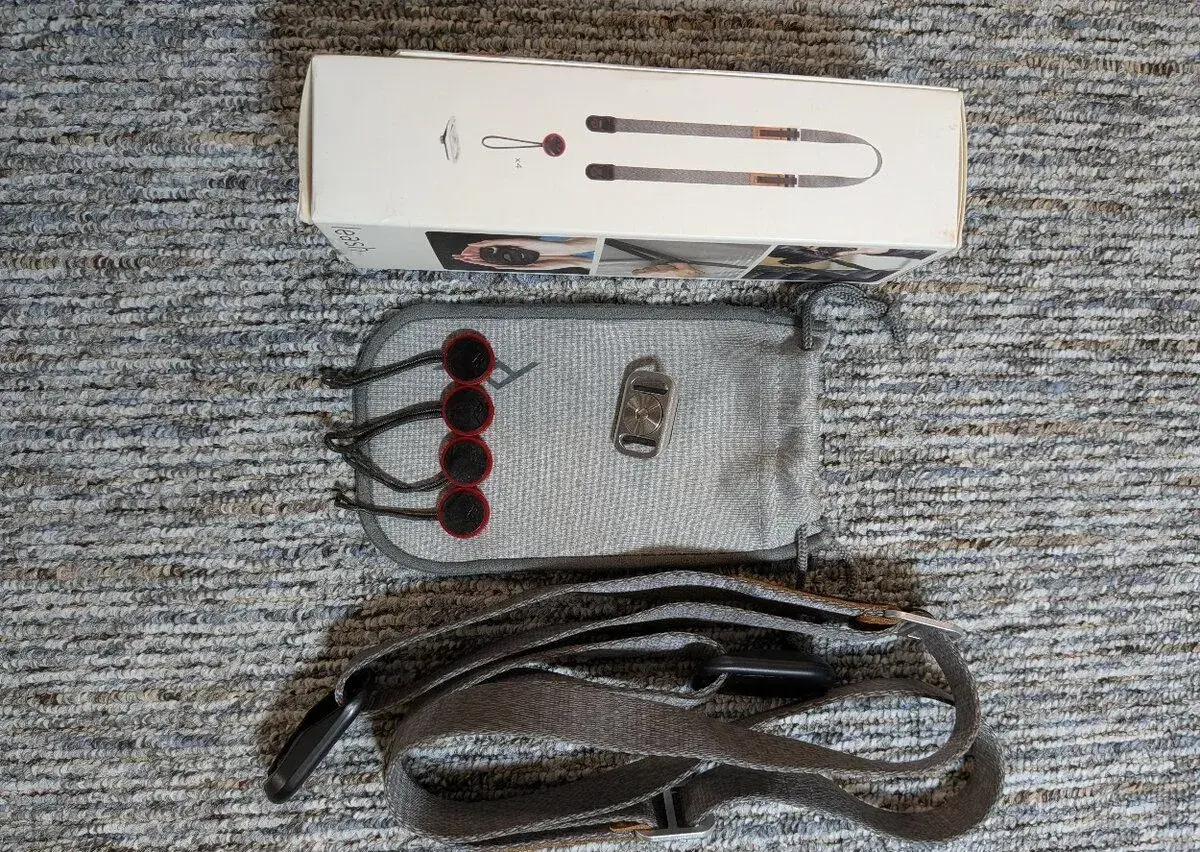Peak Design Leash (Ash / šedá) – komplet balení