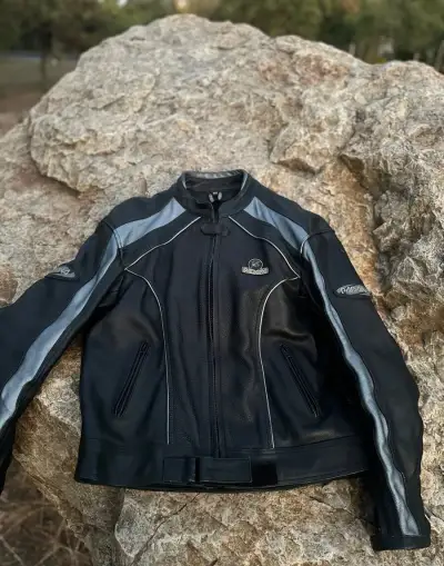 Kožená moto Bunda vel.58