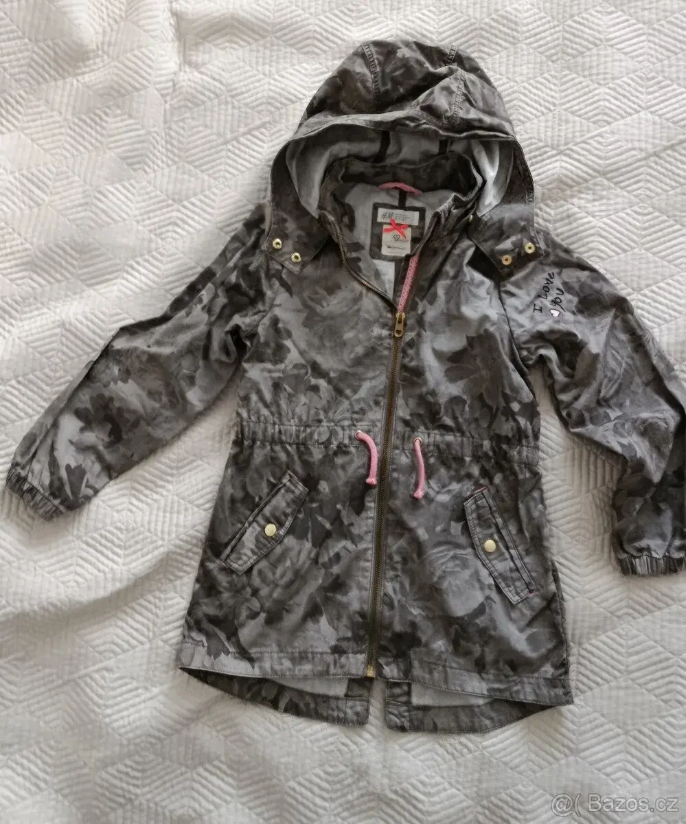 Dívčí lehká bunda H&M vel. 128 (7–8 let)