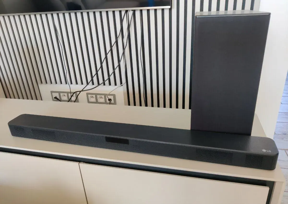 LG SN5 – soundbar 2.1