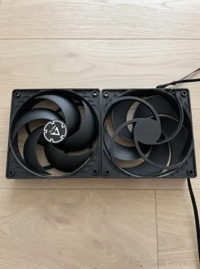 10× ARCTIC P12 – 120mm ventilátory do PC