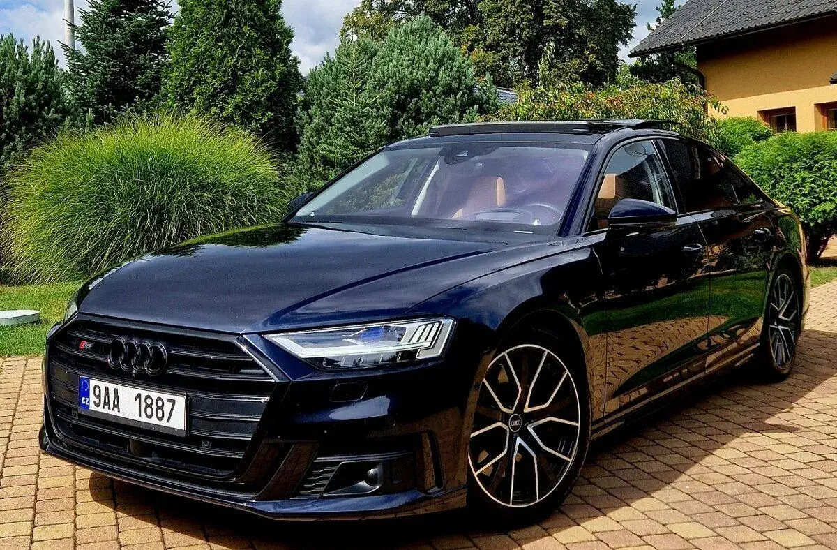 Audi S8 – 177 000 km
