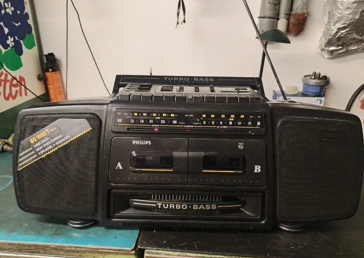 Retro boombox Philips AW7594 (AUX a kazety funkční)