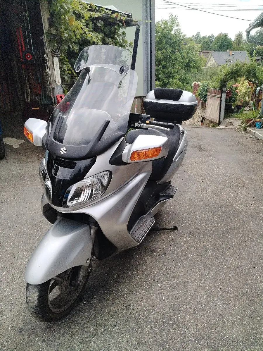 Suzuki Burgman 650 rv. 2003