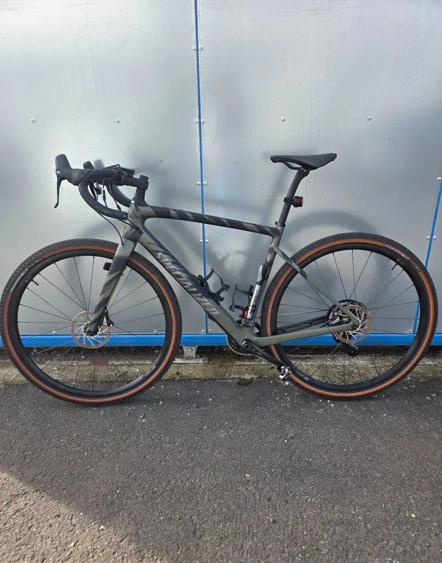 Specialized Diverge Comp Carbon vel. 56