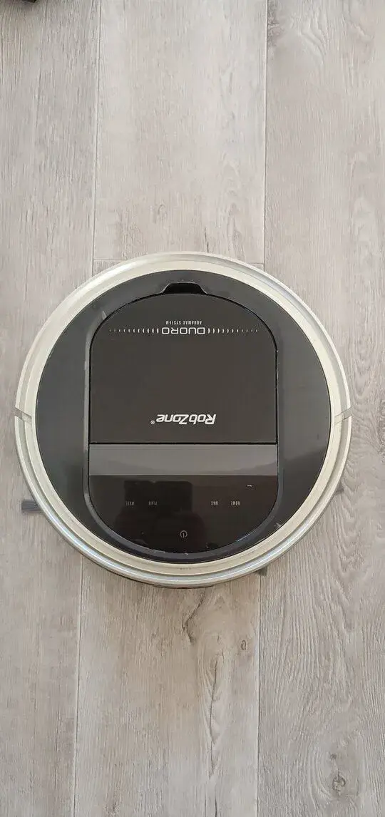 Robotický vysavač