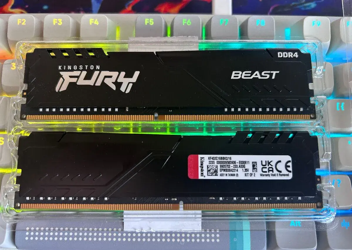 Kingston FURY Beast Black 16GB (2x8GB) DDR4 3200MHz CL16 KF4