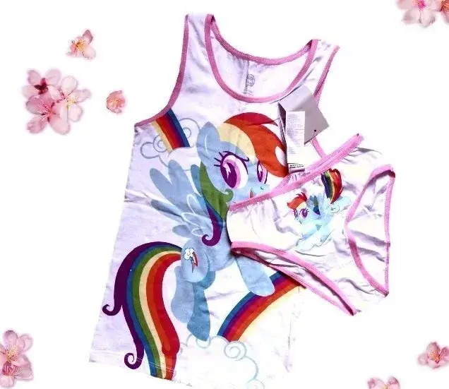 Krásný komplet tílka+ kalhotky Pony vel - 122/128