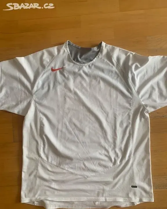 Funkční tričko Nike