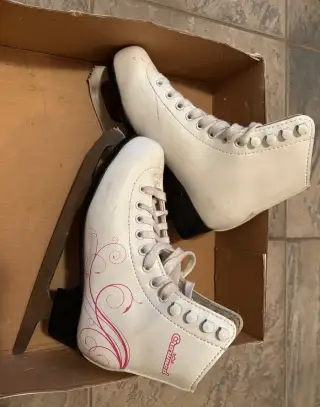 Dívčí brusle, vel.33 (21,6 cm)