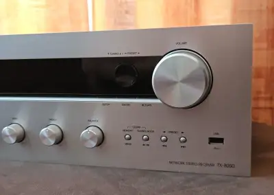 Onkyo TX-8050 stereo receiver
