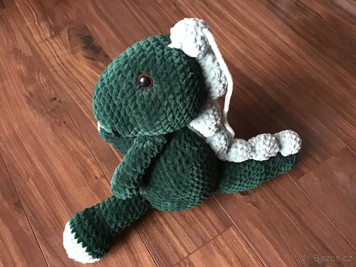 Plyšový dinosaurus - nový