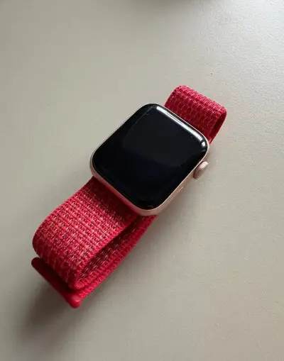 Apple Watch Series 5 Rose Gold