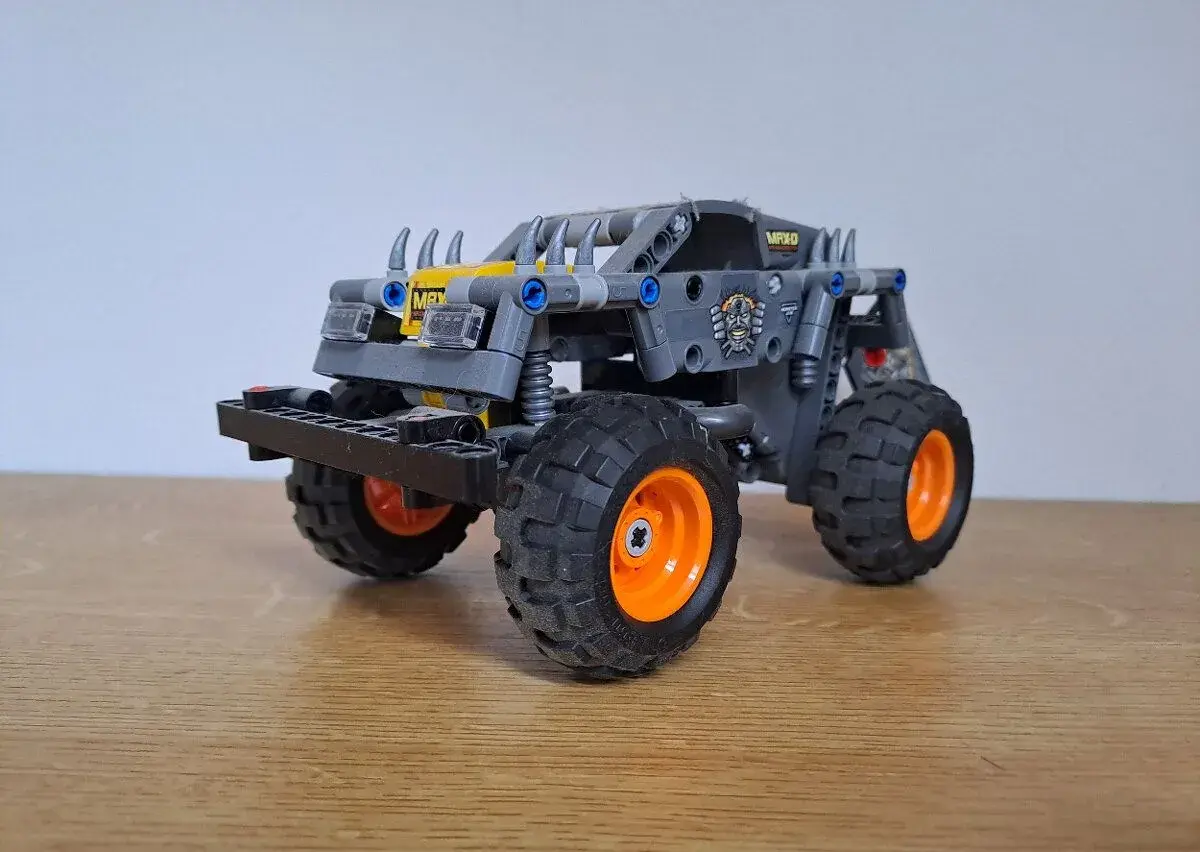 Stavebnice Lego Technik monstrtruck MAX-0