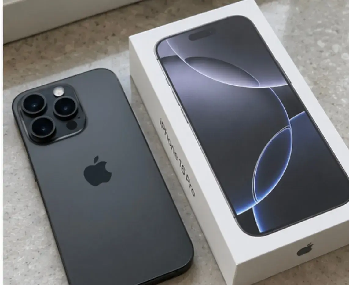 iPhone 16 Pro 128 GB v barvě Black Titanium