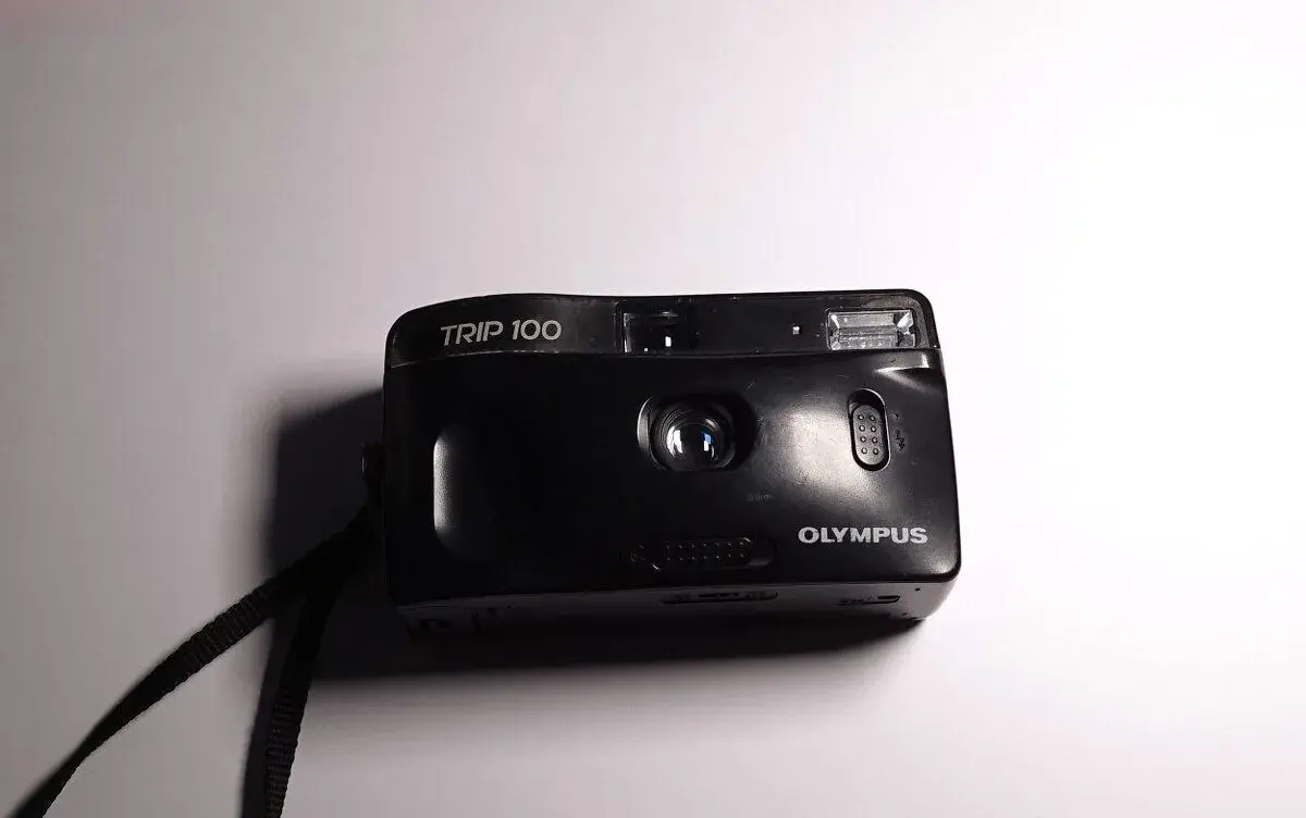 Olympus Trip 100