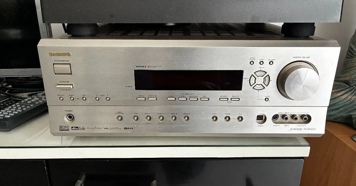 Onkyo TX-SR601E AV receiver