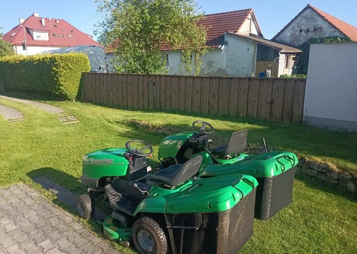 zahradní traktor 2x / sekačka