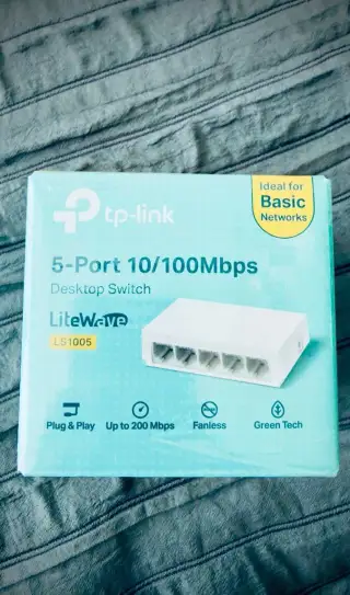 TP-Link LS1005 switch