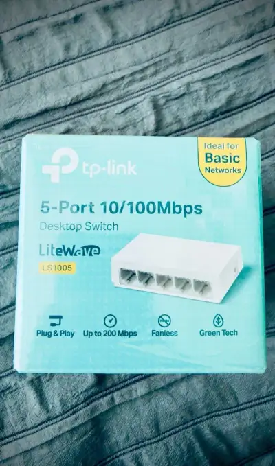 TP-Link LS1005 switch