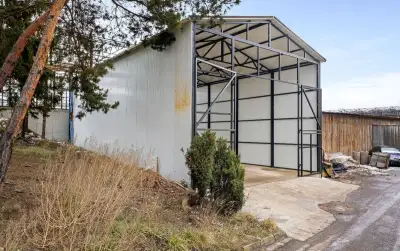 Pronájem nové skladové a výrobní haly 190 m², Mníšek pod Brd