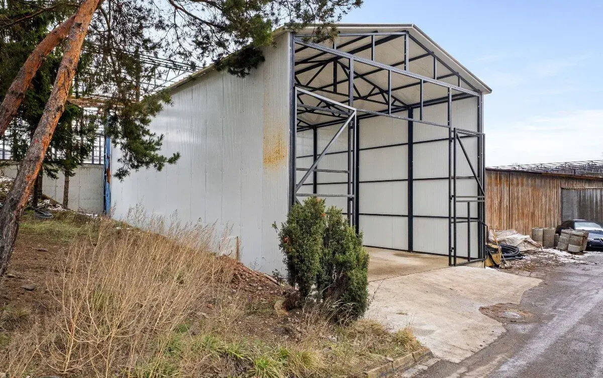 Pronájem nové skladové a výrobní haly 190 m², Mníšek pod Brd