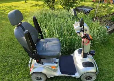 Meyra Citiliner 410. Elektrický skútr