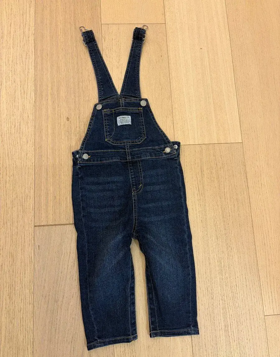 Dětské lacláče značky Levis