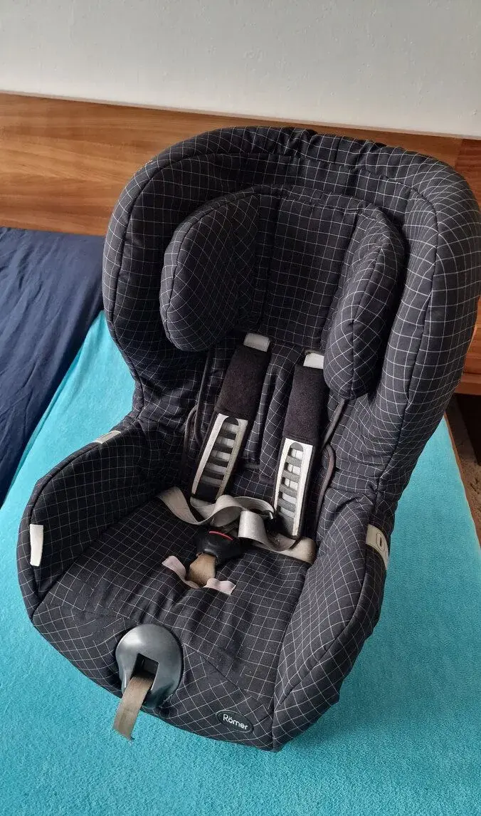 Autosedačka Römer King 9-18 kg