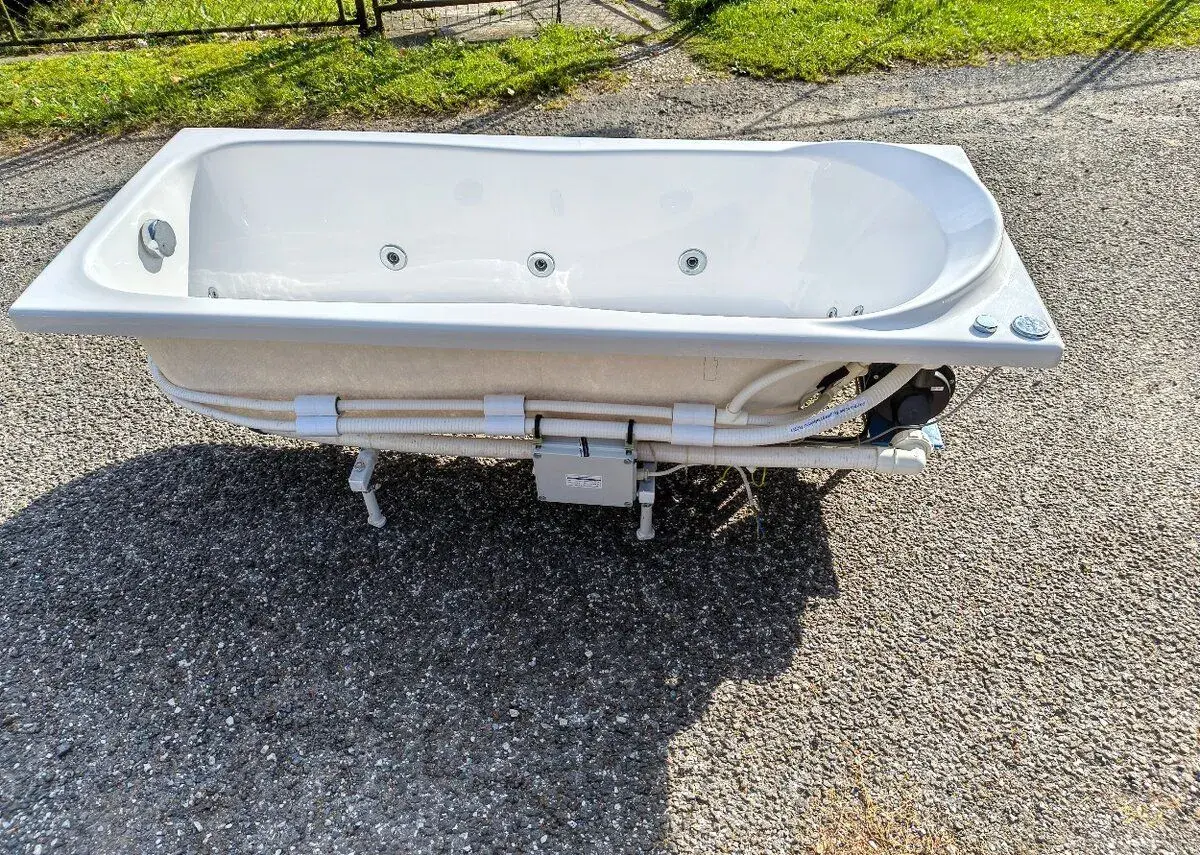 Komplet Akrylátová masažni vana 170x70 Vagnerplast