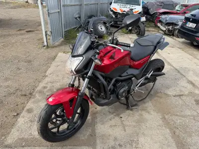 Honda NC 750S 40kw rv:2016/2 najeto:148tis havarované