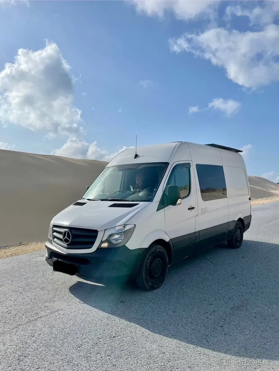 Mercedes-Benz obytný – 150 000 km