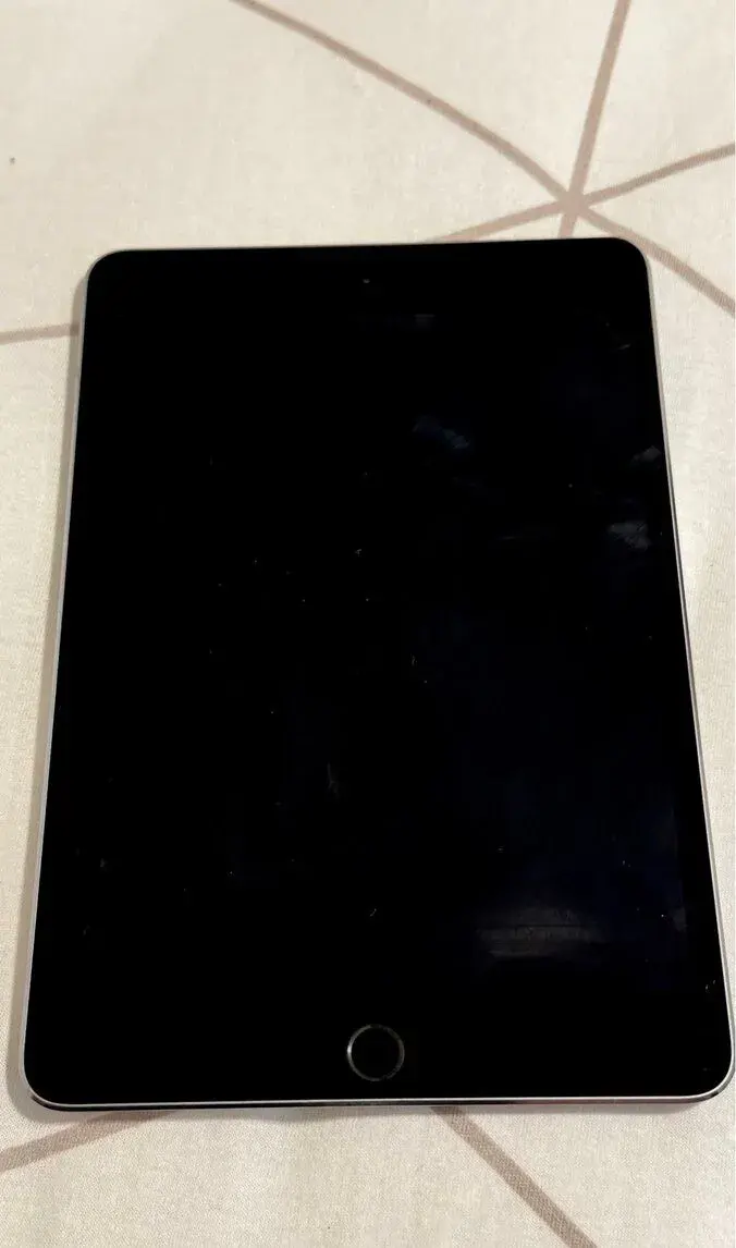 iPad Mini 4, WiFi,128GB
