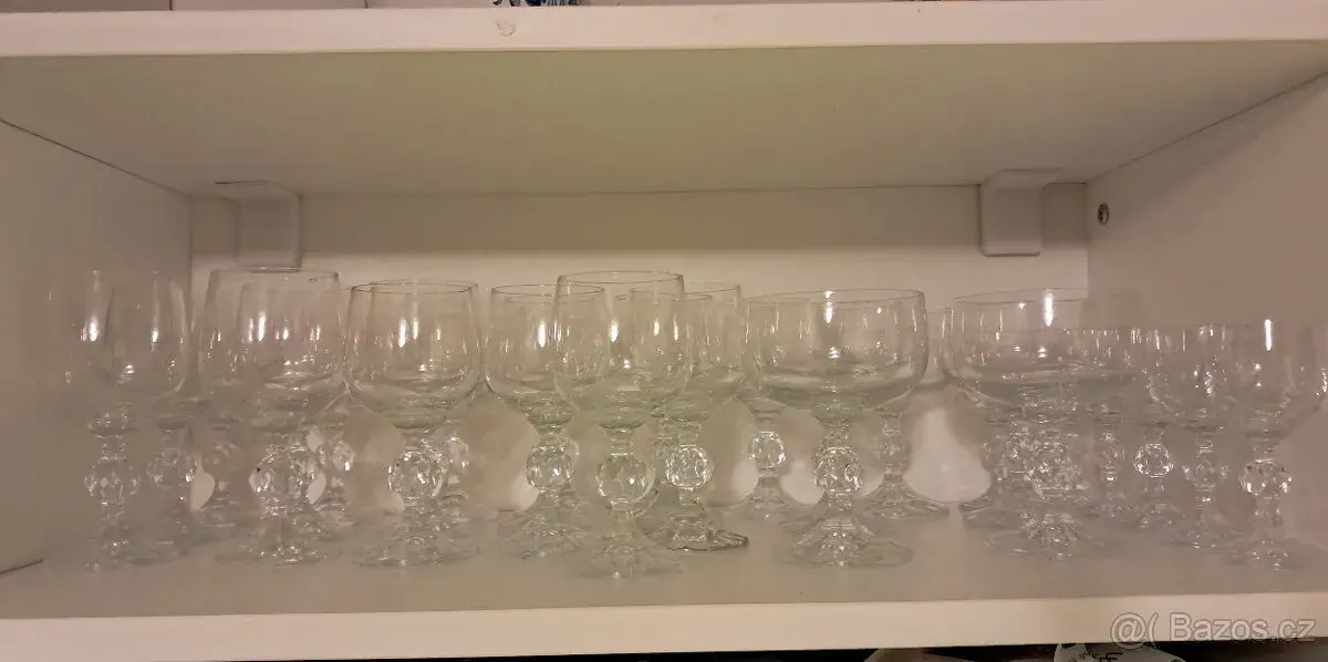 Skleničky Claudie 27 ks