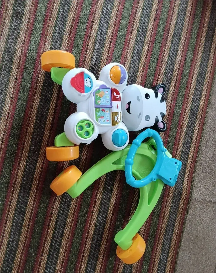 Interaktivní chodítko Fisher-Price Zebra – hraje, svítí