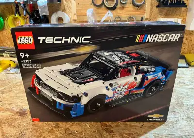 Stavebnice LEGO Technic 42153 - nová a nerozbale