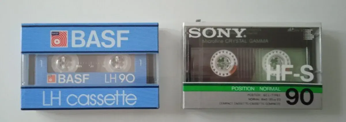Nová nerozbalená magnetofonová audio kazeta – 2 kusy